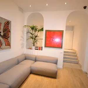 Casa Dane' *** Λα Σπέτσια